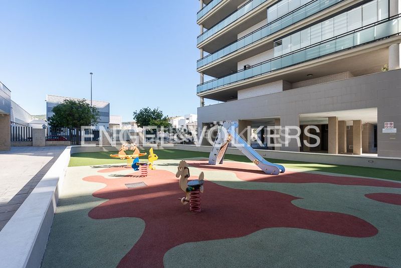 Foto 0712d203-1a73-4303-92ad-3dc540b44db0. Rent flat with heating parking pool in Centro puerto Sagunt