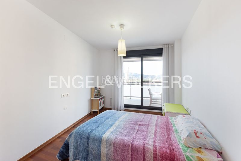 Foto 2a583ba2-b37b-4d9a-bee2-fd56a19d849d. Rent flat with heating parking pool in Centro puerto Sagunt