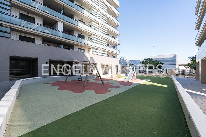 Foto 8e530d0d-b4bd-4a75-95c1-beb4397a4bc5. Rent flat with heating parking pool in Centro puerto Sagunt