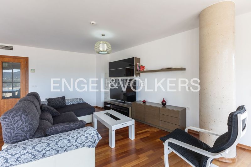 Foto b4326e59-615a-41ab-8c91-dbede5ee2541. Rent flat with heating parking pool in Centro puerto Sagunt
