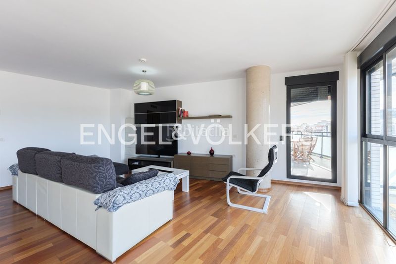 Foto bafc55d4-59c6-485e-a074-85e0663e5301. Rent flat with heating parking pool in Centro puerto Sagunt