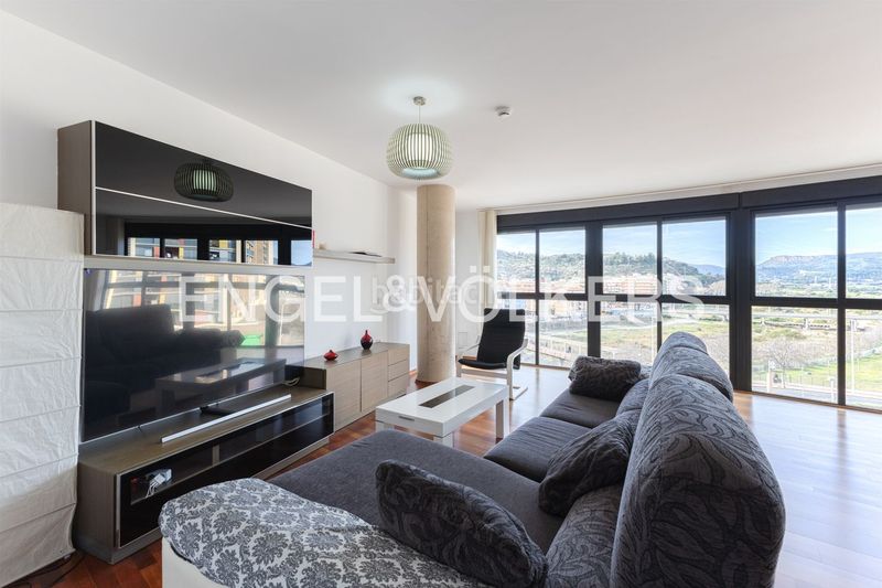 Foto f91b8ca6-351f-495b-a47c-2831f723923d. Rent flat with heating parking pool in Centro puerto Sagunt