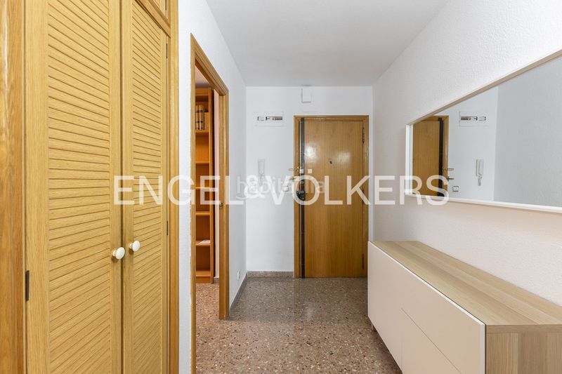 Foto dbe3c4aa-9983-4c33-8447-b3739921c268. Pis amb calefacció aparcament a Sant Pau Valencia