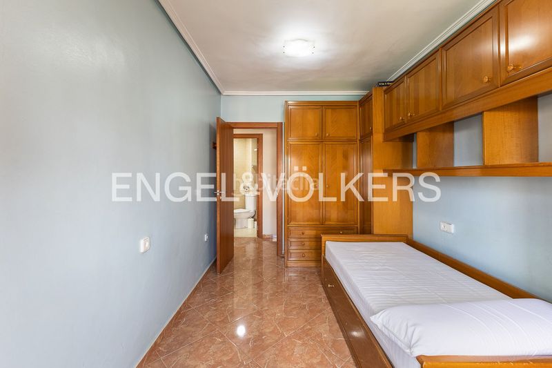 Foto bacda264-70ee-45c3-b4b4-3133b5ea17ad. Pis amb calefacció a Cardenal Benlloch Mislata