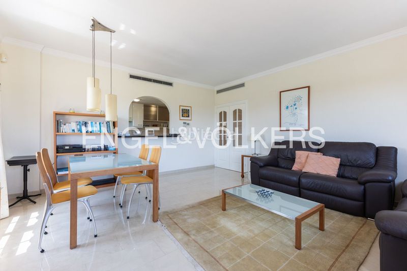 Foto a2b3f74d-1792-451d-b29b-33654285360b. Àtic amb calefacció aparcament piscina a Oliva nova Oliva