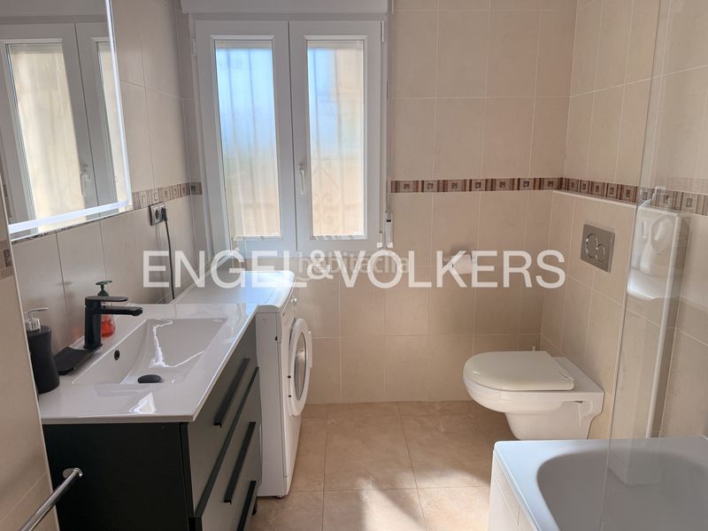 Foto 50a6197e-0bb9-46e0-8e0d-cb372b07376c. Casa amb calefacció aparcament piscina a Poblets (els)