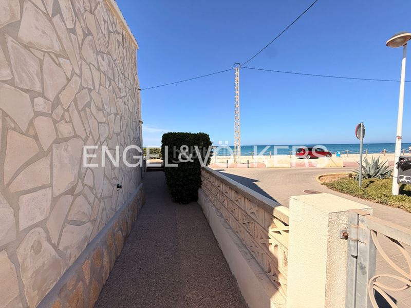 Foto b8168301-7afc-452b-928e-7488aedbe52e. Casa amb calefacció aparcament piscina a Poblets (els)