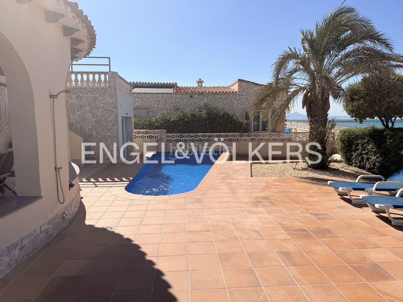 Foto e7640af2-d224-4c88-8eb3-ed4f2a9bce86. Casa amb calefacció aparcament piscina a Poblets (els)