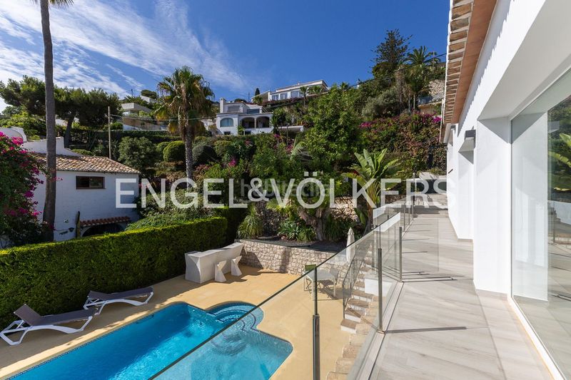 Foto b8f60ddf-6e86-479e-9608-d9eb490bdb28. Casa amb calefacció aparcament piscina a Cap Martí - El Tossalet - Pinomar Xàbia