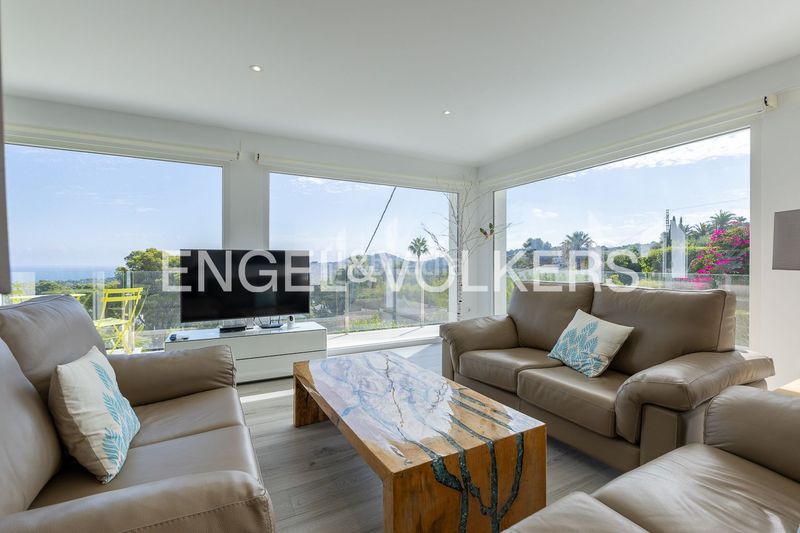 Foto eda63885-1a13-4e8d-a385-470bdf81af42. Casa amb calefacció aparcament piscina a Cap Martí - El Tossalet - Pinomar Xàbia