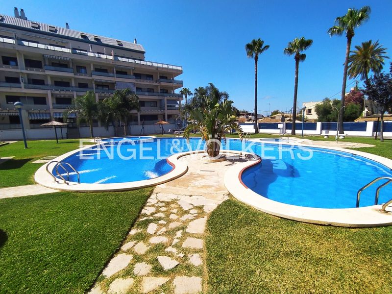 Foto c30ba3d8-8a2f-41c5-aaf0-2eebd77a6745. Pis amb calefacció piscina a Puerto Xàbia