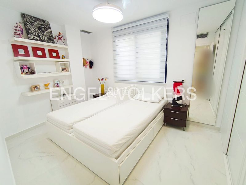Foto e7e949b9-6ae8-49a7-9747-4714c564d8f9. Pis amb calefacció piscina a Puerto Xàbia
