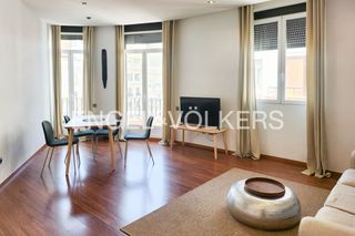 Miete Etagenwohnung in Sant Francesc. Exclusiva vivienda de tres dormitorios y dos baños frente a la p