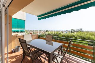 Alquiler Piso  Carrer arroz y tartana. Piso con vistas al la playa de almardá de 3 habitaciones