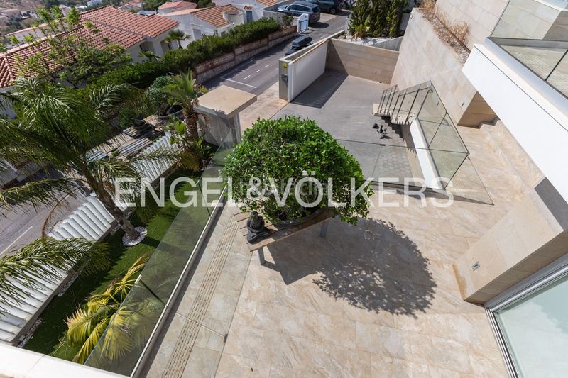 Foto 4a924127-cb67-4ffe-9bb0-c2e34c443f3c. Casa amb calefacció aparcament piscina a Las Atalayas-Urmi-Cerro Mar Peñíscola