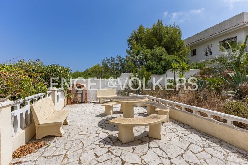 Foto 6736ff79-196b-4341-84d0-032882611eb5. Casa amb calefacció aparcament piscina a Las Atalayas-Urmi-Cerro Mar Peñíscola