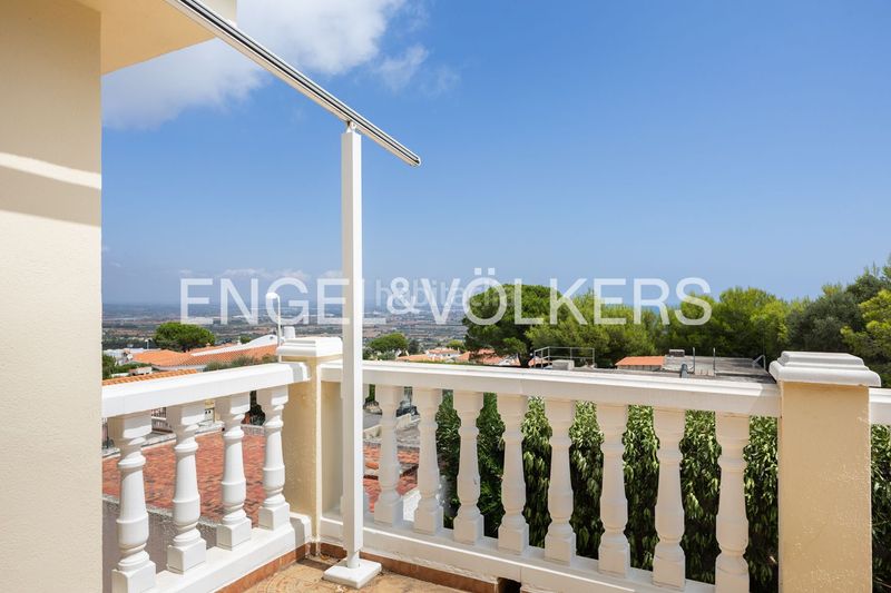 Foto 8a527365-2314-4aa2-87ca-a9da56b2e33f. Casa amb calefacció aparcament piscina a Las Atalayas-Urmi-Cerro Mar Peñíscola