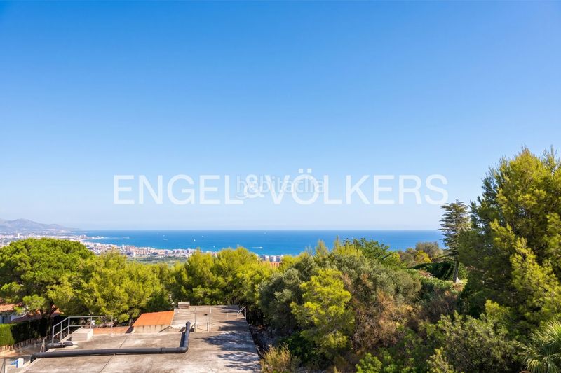 Foto 92f2a7f0-2898-44e5-b0b4-431858d8fcf9. Casa amb calefacció aparcament piscina a Las Atalayas-Urmi-Cerro Mar Peñíscola