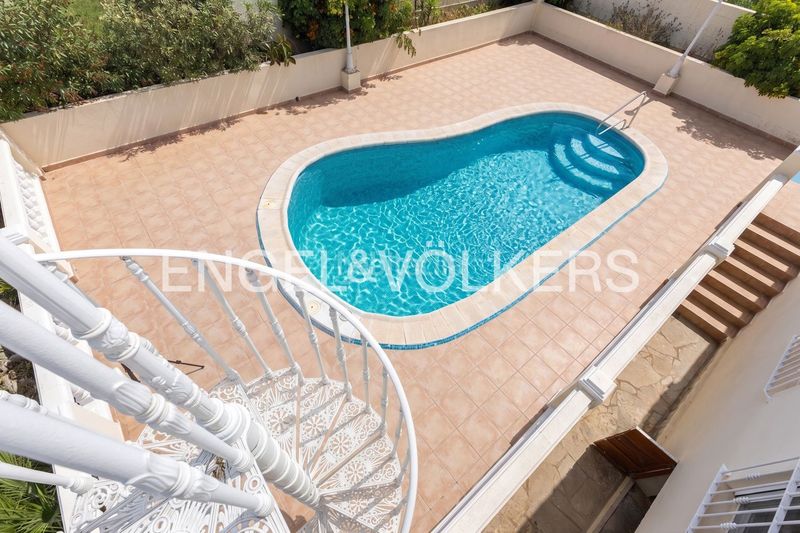 Foto bfbe478c-92c0-4af2-91de-c9599b76f7ce. Casa amb calefacció aparcament piscina a Las Atalayas-Urmi-Cerro Mar Peñíscola