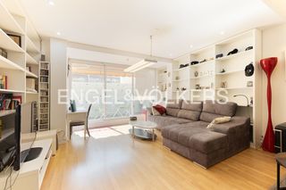 Lloguer Pis  Carrer de guillem de castro. Elegante apartamento con terraza privada en el centro histórico