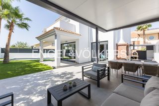 Maison à Alfinach - Monasterios. Exclusiva villa reformada en la zona más tranquila de alfinach.