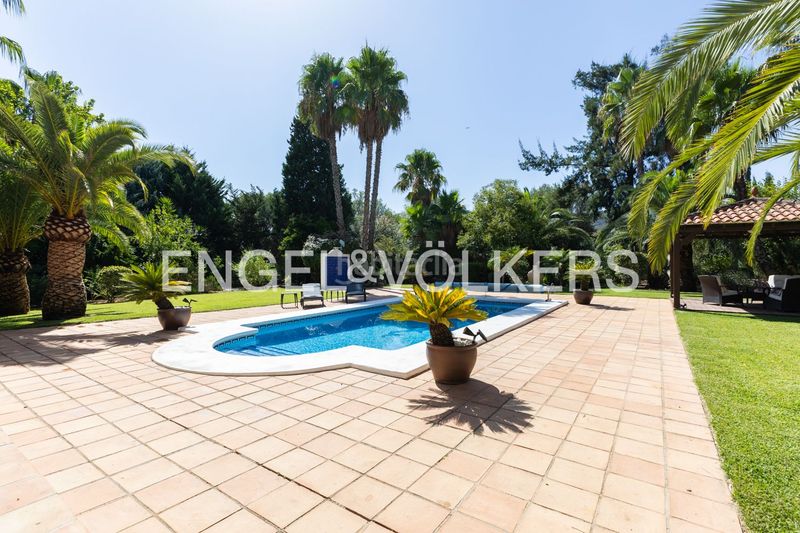 Foto 3fad8ee6-7d7c-4e3a-99b4-15cd99222a28. Casa amb calefacció aparcament piscina a Centro Pedreguer