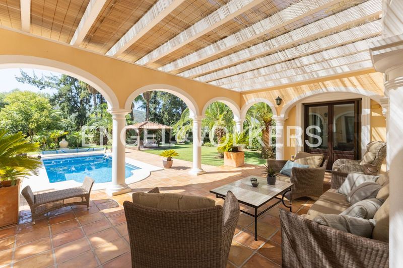 Foto 4289c8bf-2315-44ef-b3ff-6ca6eb00cc0d. Casa amb calefacció aparcament piscina a Centro Pedreguer