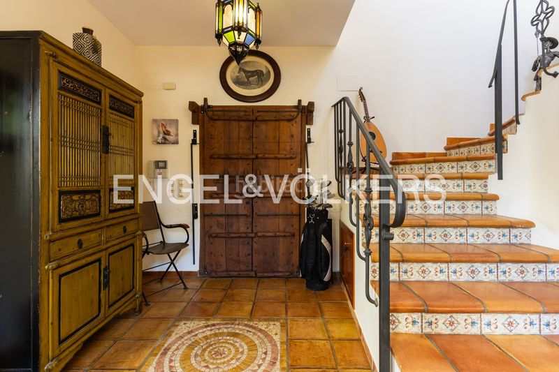 Foto 8ae7d458-ce5a-4fcb-9c8c-e208e266c949. Casa amb calefacció aparcament piscina a Centro Pedreguer