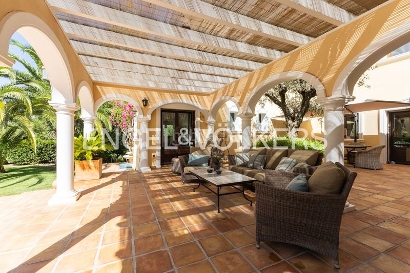 Foto ef346bfe-646b-465e-b926-e77f781446ca. Casa amb calefacció aparcament piscina a Centro Pedreguer