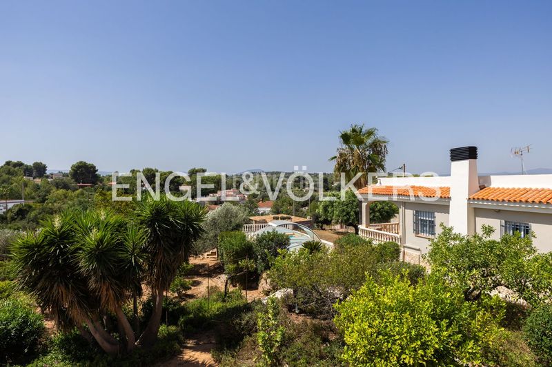 Foto a1602d71-c7c1-4722-a44e-3c790f31dcfd. Casa amb calefacció aparcament piscina a Monserrat