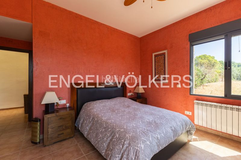 Foto c5f2b98c-055d-469c-9485-9c03384fde71. Casa amb calefacció aparcament piscina a Monserrat