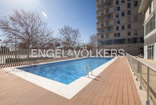 Alquiler Piso  Antonio ferrandis. Luminoso piso en residencial de lujo en las artes y las ciencias