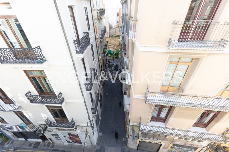Foto ce009bfd-3839-4d35-be56-a48c7003f05c. Pis amb calefacció a La Seu Valencia