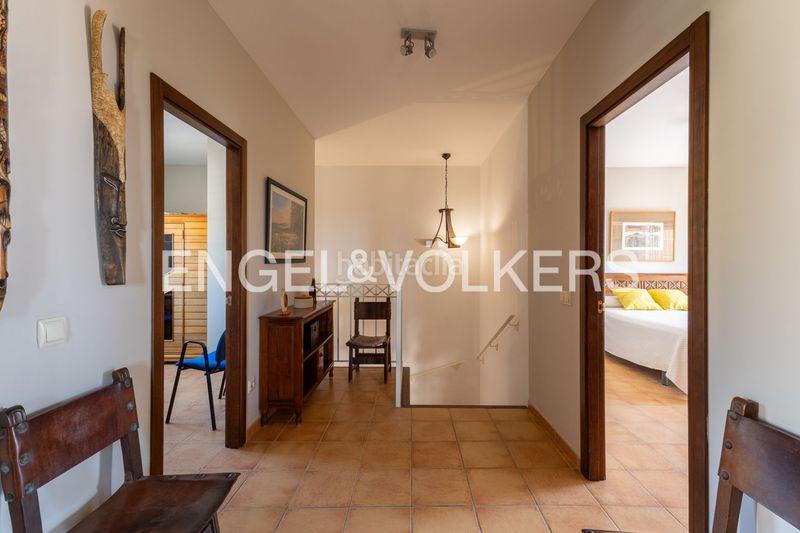 Foto e8aed16d-4720-4178-b6cc-880f6e6ecd14. Alquiler casa adosada magnífica casa adosada frente al mar para larga duración en Puçol