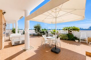 Location Maison jumelée à Playas de Puçol. Magnífica casa adosada frente al mar para larga duración