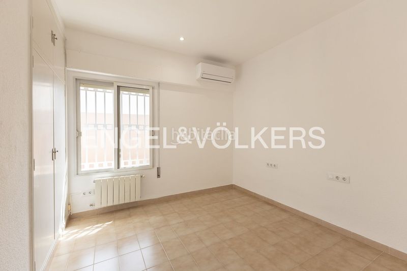 Foto a97699e9-5a7c-4cd8-91a0-cbb9305e9144. Lloguer casa amb calefacció aparcament piscina a Rocafort