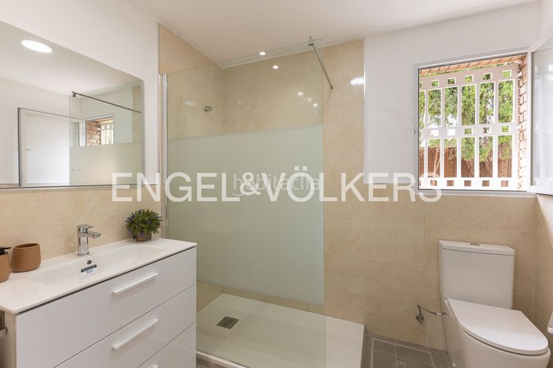 Foto d00bf6a4-b350-4018-8ff3-bb41d583e0a2. Lloguer casa amb calefacció aparcament piscina a Rocafort