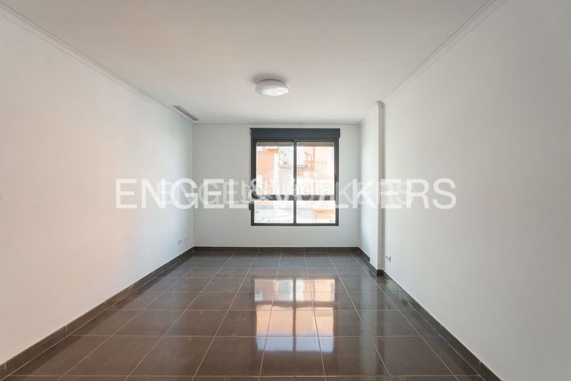 Foto 21babafc-4a83-4c7b-bbe5-2d9e2aea2c42. Miete etagenwohnung mit heizung parking in Moncófar Pueblo Moncofa