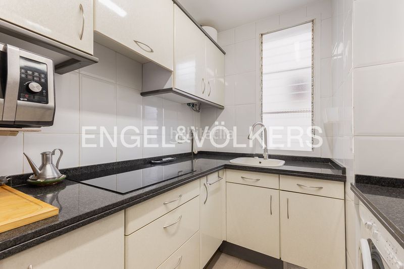 Foto ba3a8175-e953-4ee9-9071-f41fa2d845a5. Pis amb calefacció a Barrio de Patraix Valencia