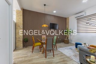 Alquiler Piso en Malva Rosa. Fantástica vivienda reforma integral en malvarrosa
