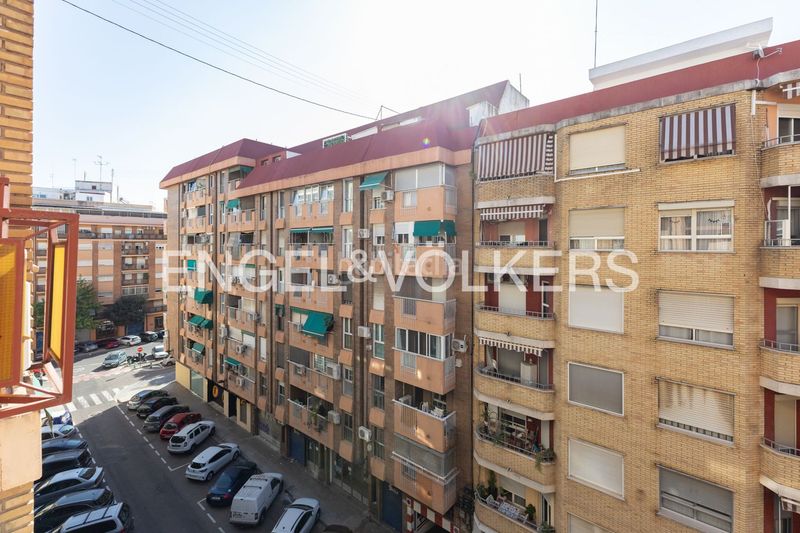 Foto 10e7de09-8006-4344-97f6-6db7d57c2467. Pis amb calefacció a Barrio de Patraix Valencia