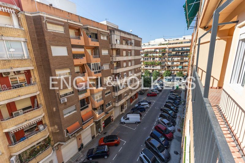 Foto c8892e3a-0cf6-455b-973e-2063769ccc74. Pis amb calefacció a Barrio de Patraix Valencia