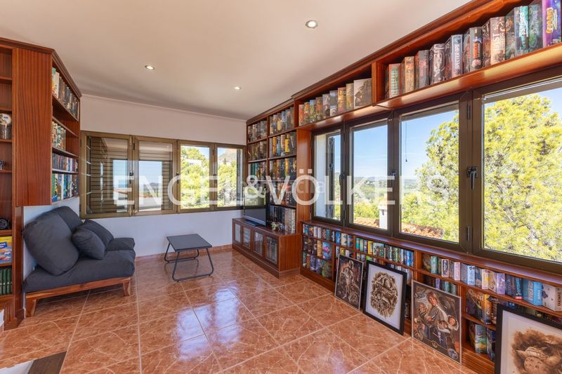 Foto 0165922a-3c56-4797-b757-409d191e5f2a. Casa amb calefacció aparcament piscina a Gilet
