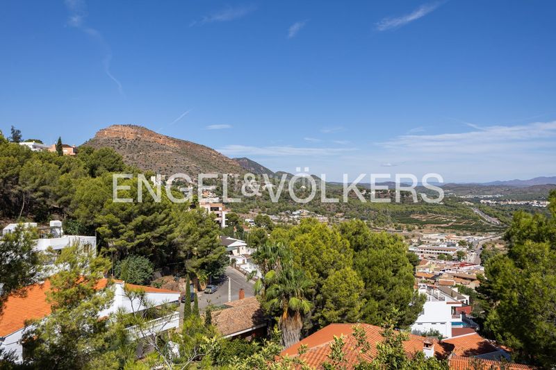 Foto 0a20acc3-766d-469f-9ece-460c3af0e4e1. Casa amb calefacció aparcament piscina a Gilet