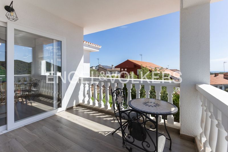 Foto 63272f8f-31df-421a-ab94-7e9cb9050982. Casa amb calefacció aparcament piscina a Gilet