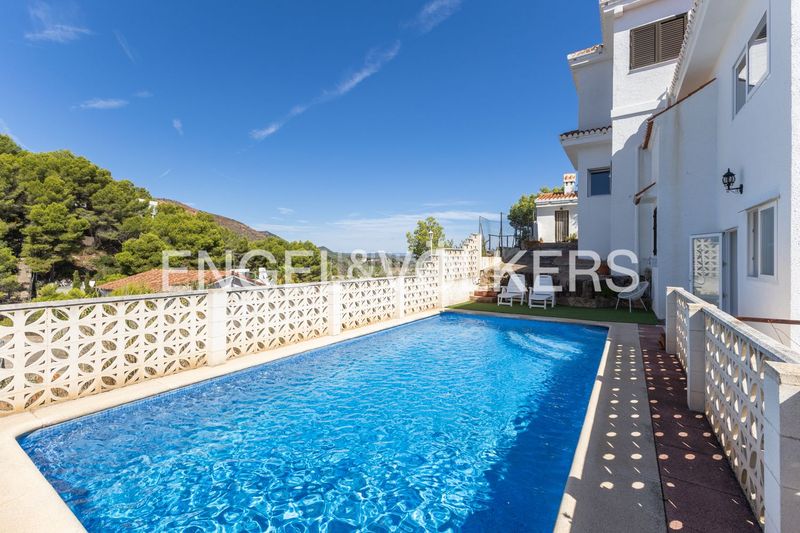 Foto 84c672d5-0297-45ba-a107-e8355e2a299a. Casa amb calefacció aparcament piscina a Gilet