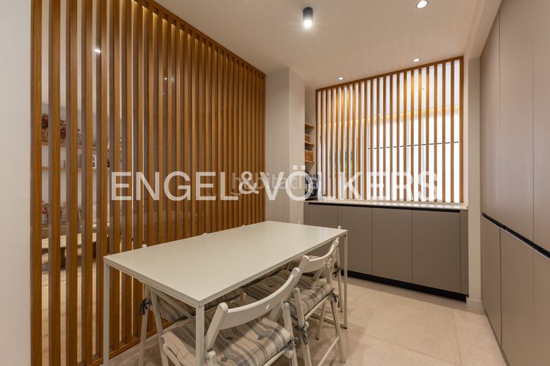 Foto aab8acda-3b2a-4da2-8286-d0857a339675. Pis amb calefacció a Sant Francesc Valencia