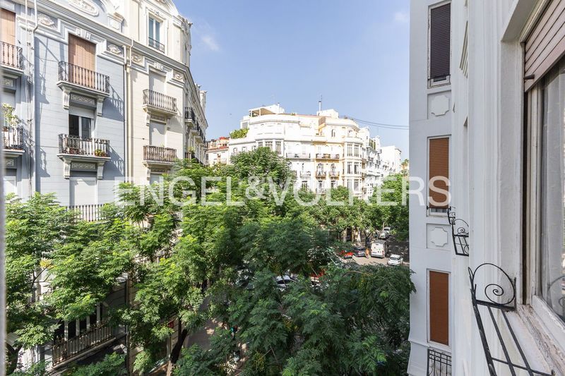 Foto f6fda367-6e7f-4db2-82ff-c2c6b4f65e82. Pis amb calefacció a Gran Via Valencia