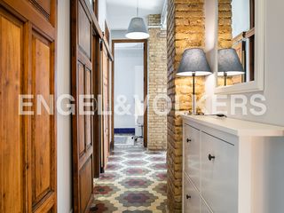 Alquiler Piso en El Carme. Apartamento moderno en plaza mossen sorell