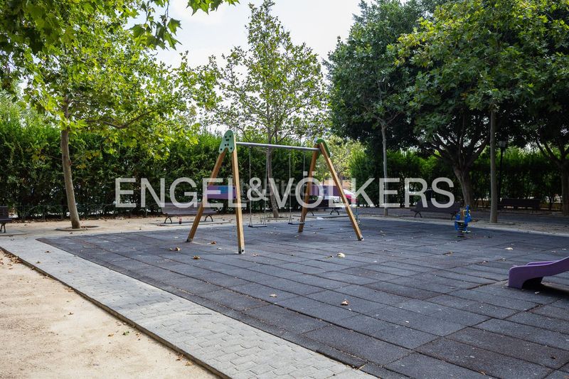 Foto 5d368f9c-4581-4e9c-9628-bdff4fea2119. Alquiler piso práctica vivienda con garaje en urbanización valturia en Valencia